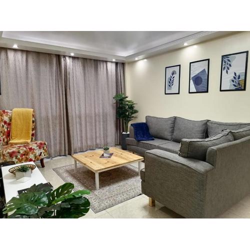 Serene apartment in the suburbs