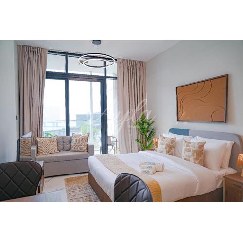 Serene Canal View Studio In Reem By Ayla