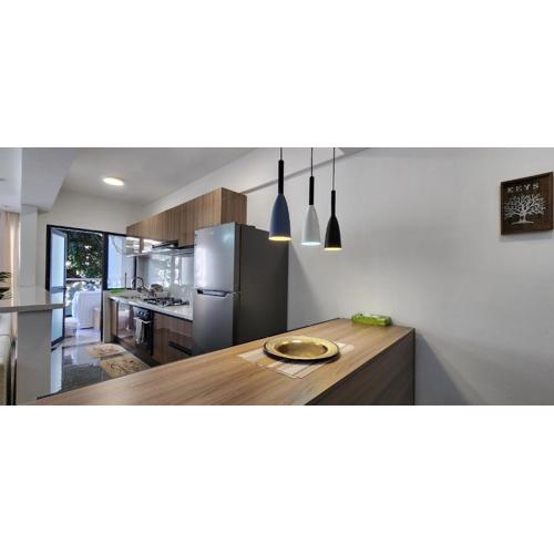 Serene executive 2 bedroom suite near Riverside Square at Winchester Gardens Riverside Drive