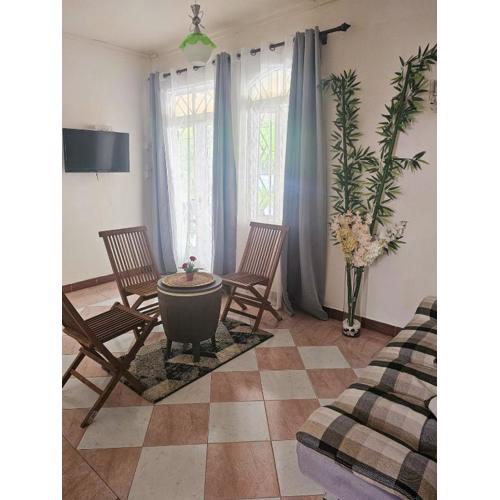 Serene Home in Flic en Flac with Garden & Parking