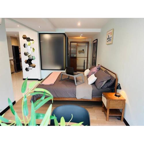 Serene home in the heart of BKK - The Great Wave