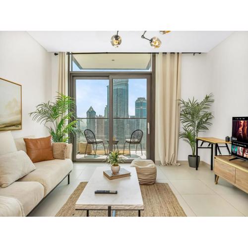 Serene Nest - Luxury 2 Bedroom Apartment with Balcony & Sea View - Burj Crown Downtown Dubai