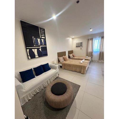 Serene Oaisis Condo with Netflix & WiFi