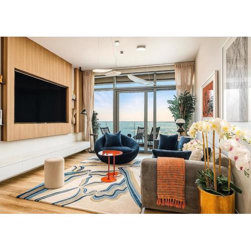 Serene Ocean Views 2BR Emaar Beachfront