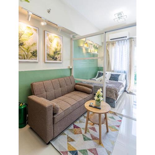 Serene Studio with Balcony, Sunset Views and City View