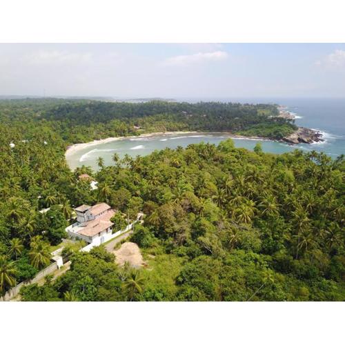 Serene Villa Hiriketiya