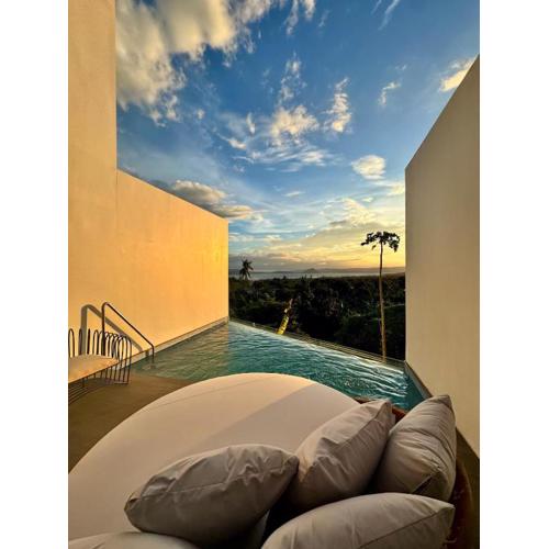 Serenity Crest - Taal Lake View