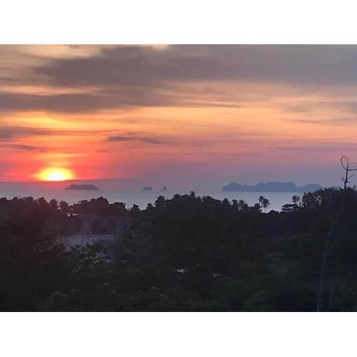 Setting Sun Klong Khong