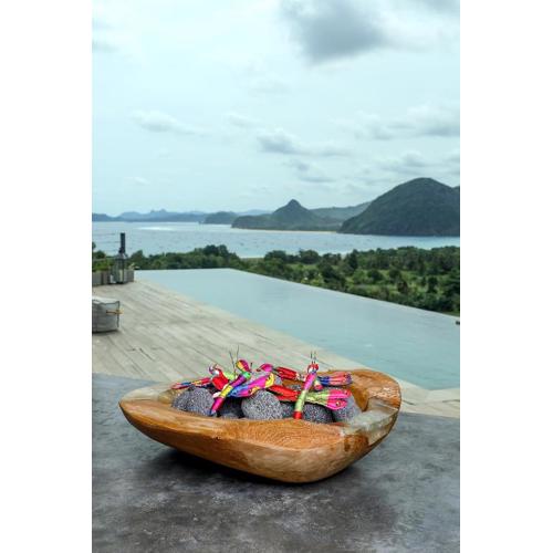 Seven Havens Residence