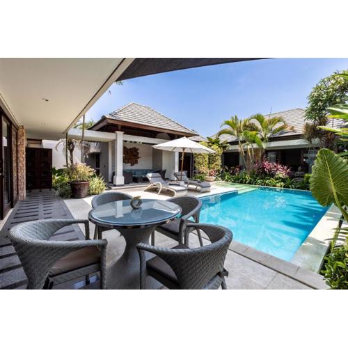 Seven Kejora - Beachfront Estate Sanur