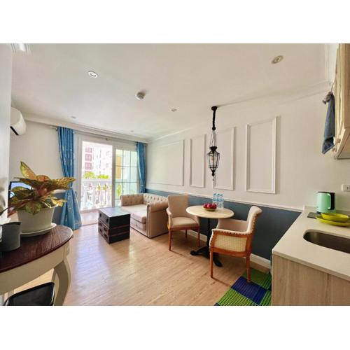 Seven Seas Cote d'Azur D306 - 1 bedroom Cozy apartments in a premium Condo near the sea