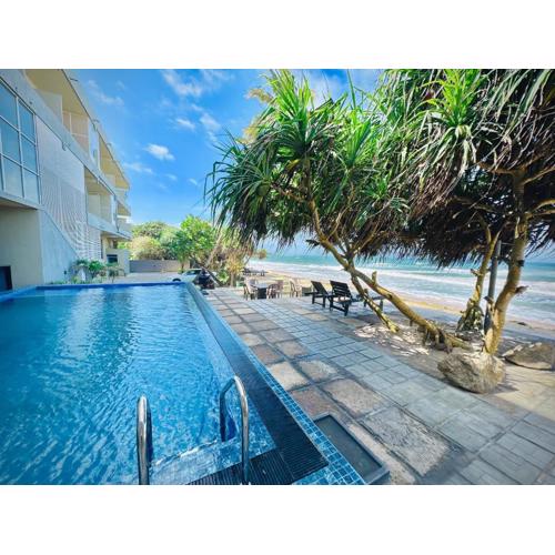 Sevenra Grand Beach Hotel