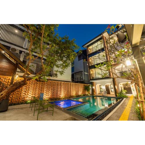 Shamrock Chiangmai Hotel-Adult Only