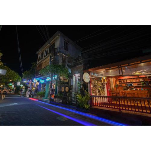 Shana Homestay by EPS