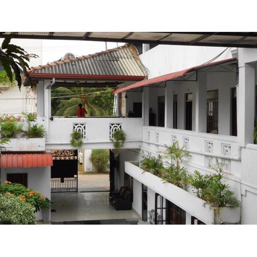 Shanith Guesthouse Negombo , beach road