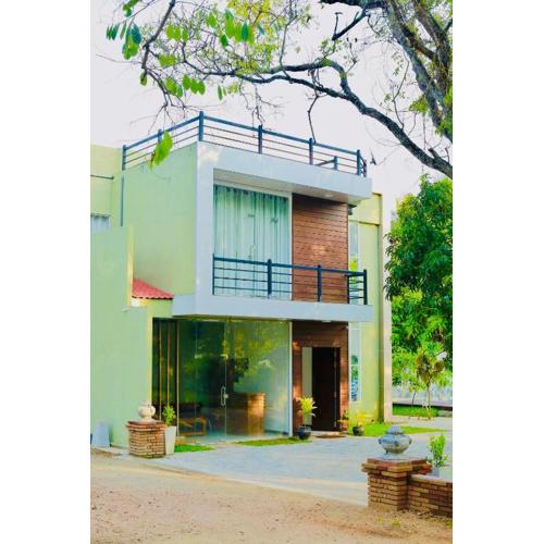 Shanthi Villa Resort
