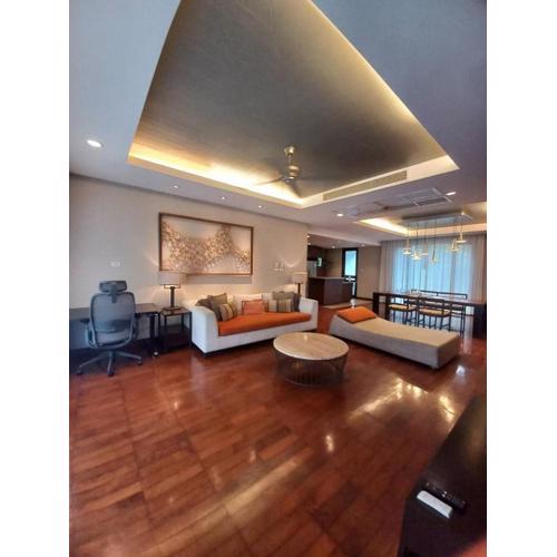 Shasa Vela Condominium, Mared