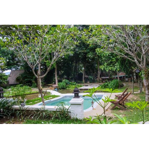 Shaya Homestay & Dorms