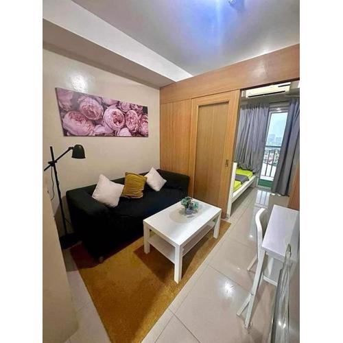 Shell Residence Mall of Asia