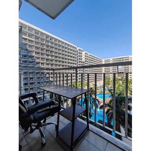 Shell Residences MOA - JOSH