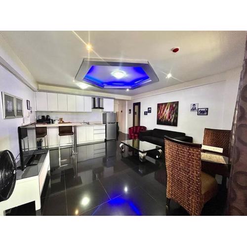 Sheryll Escapes - Kandi luxury 1BR, housekeeping & Netflix!