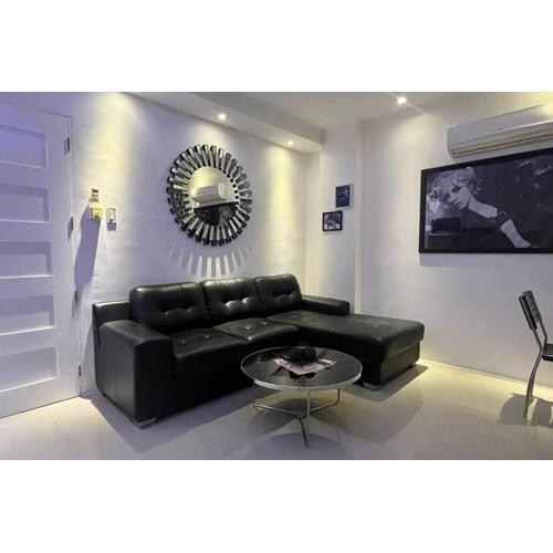 Sheryll Updates - Kandi T2 breezy 1BR on 9th floor with Housekeeping & Netflix