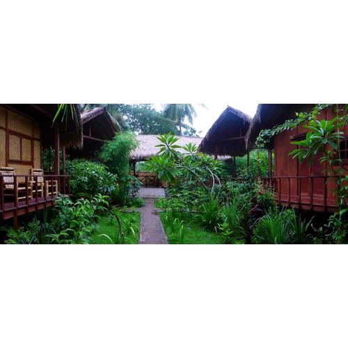Shibui Garden Bungalows and Restaurant