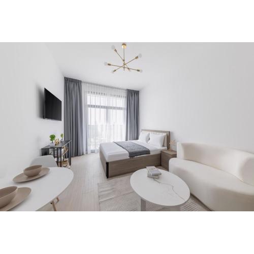 Shining studio in Laya Heights