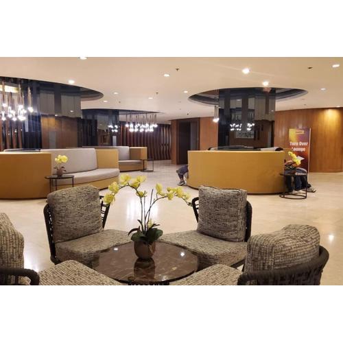 Shore 2 1Br Suite with Balcony within Mall of Asia Complex