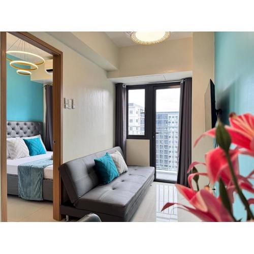 Shore 3 Residences Room 1659 infront of SM MOA