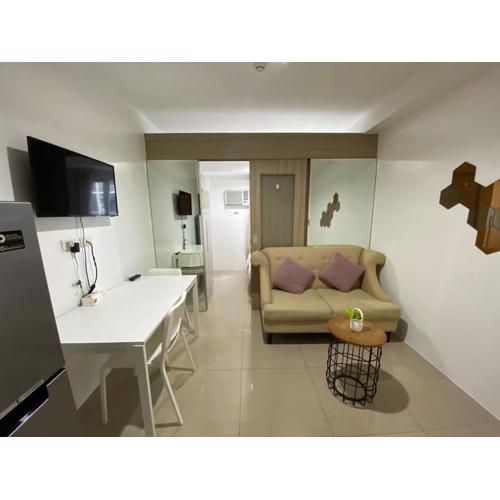 Shore residence - Near MOA NAIA -915