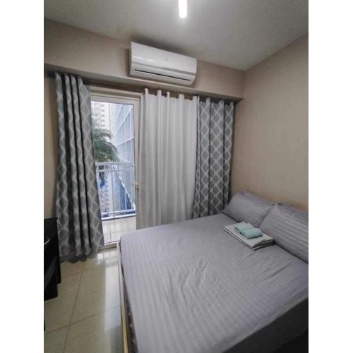 Shore Residences - 1 Bedroom with Balcony