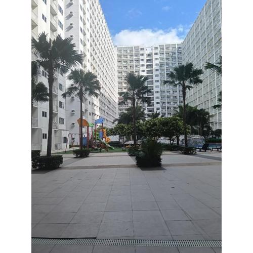 Shore residences Tower D pool view Unit