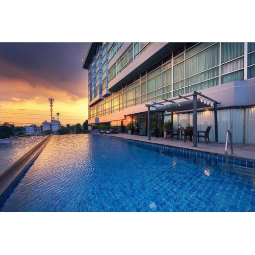 Siam Mandarina Hotel - Free BKK Airport Shuttle