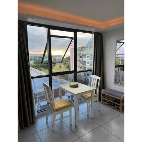 Двухкомнатная квартира с видом на море Siam Oriental Tropical Garden