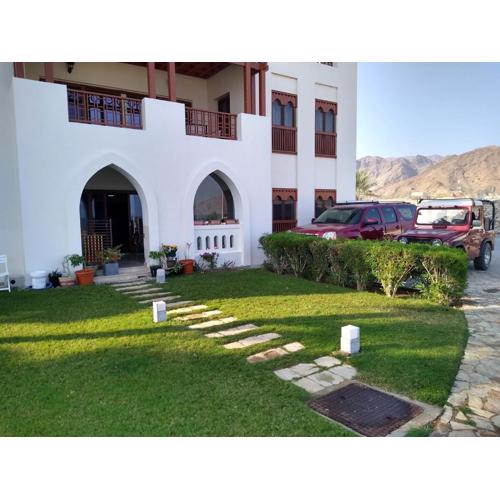 Sifah Beach View Apartment