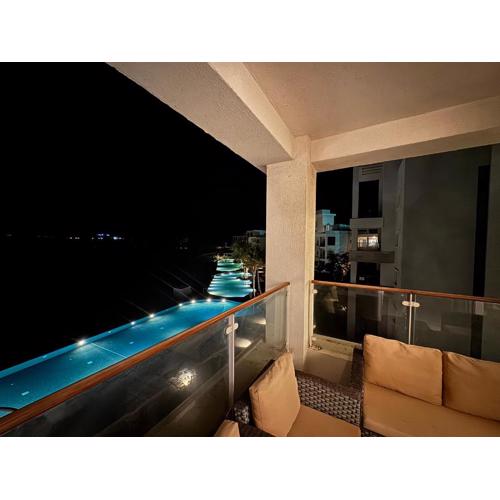 Sifah Poolside Paradise