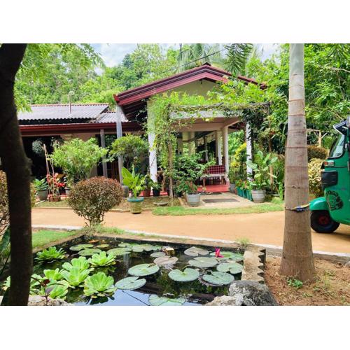 Sigiriya Moonlight Home