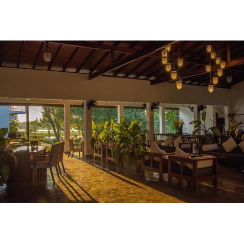 Sigiriya Wewa Addara Hotel - Hotel By The Lake