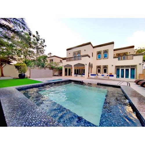 Signature 7-bedroom Villa Marina