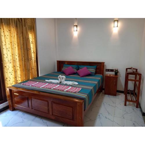 Silent Peacock Villa And Restaurant