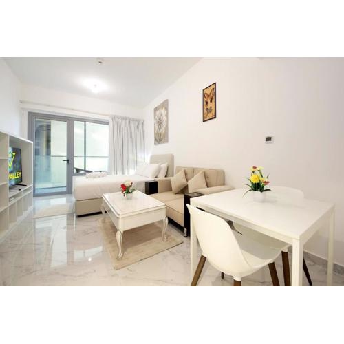 Silk Valley - Modern Studio with stunning views