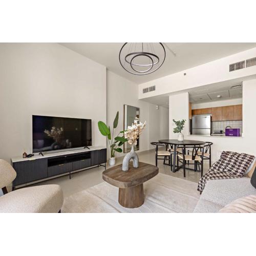 Silkhaus 1BR Prime Spot at Julphar in Reem Island