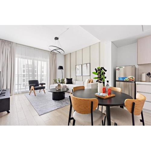 Silkhaus Aesthetic 1BDR with access to the Canal