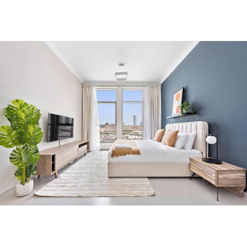 Silkhaus beautiful studio in Art Gardens with pool access