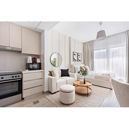 Silkhaus Canal View Studio near Ferrari world