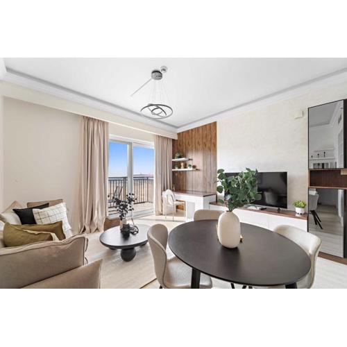 Silkhaus Canalside 1BR at Water's Edge in Yas Island