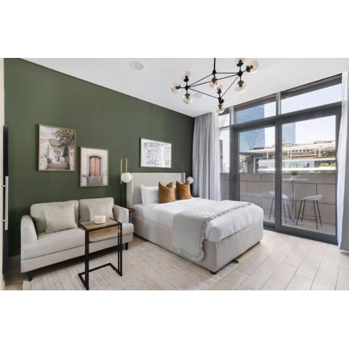 Silkhaus Great View Studio with Balcony in Burj Daman