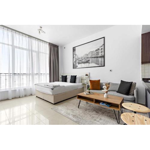 Silkhaus in Hydra Av Large Studio Near Reem Park