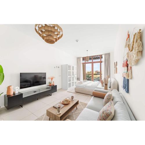 Silkhaus Offshore Studio in Palm Views East Tower